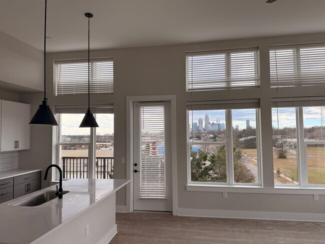 Building Photo - NuVo 27