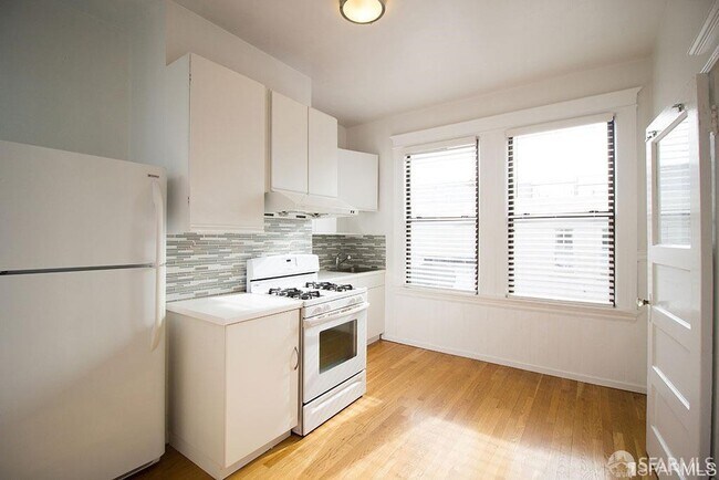 Photo - 527 Union St