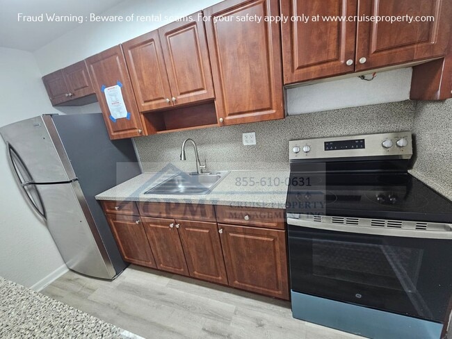Casa Linda Apartments-3300 S Dixie Hwy