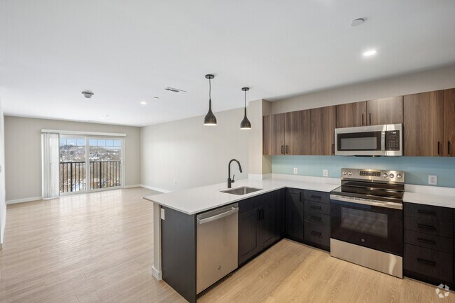 1BR, 1BA - 682SF - Kitchen/ Dining Room