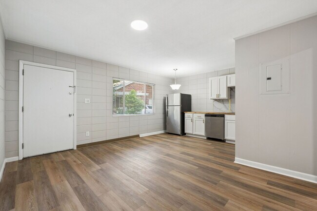 1312 N Adams St Unit 3