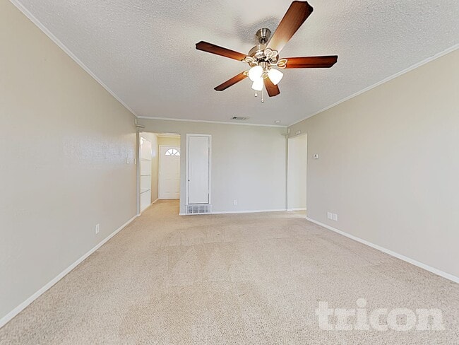 5429 Denise Dr