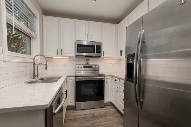 Photo - 723 S Boylan Ave Unit 101