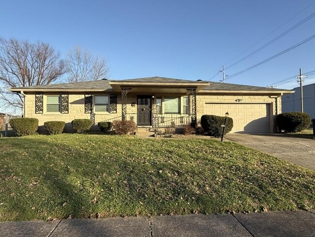 Building Photo - 2013 S 28th St