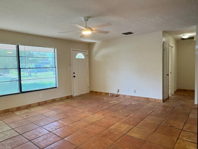 Photo - 3/2 Jensen Beach Home with fenced yard and no HOA