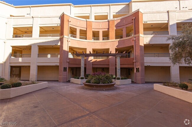 Building Photo - 210 E Flamingo Rd Unit 117 Rental