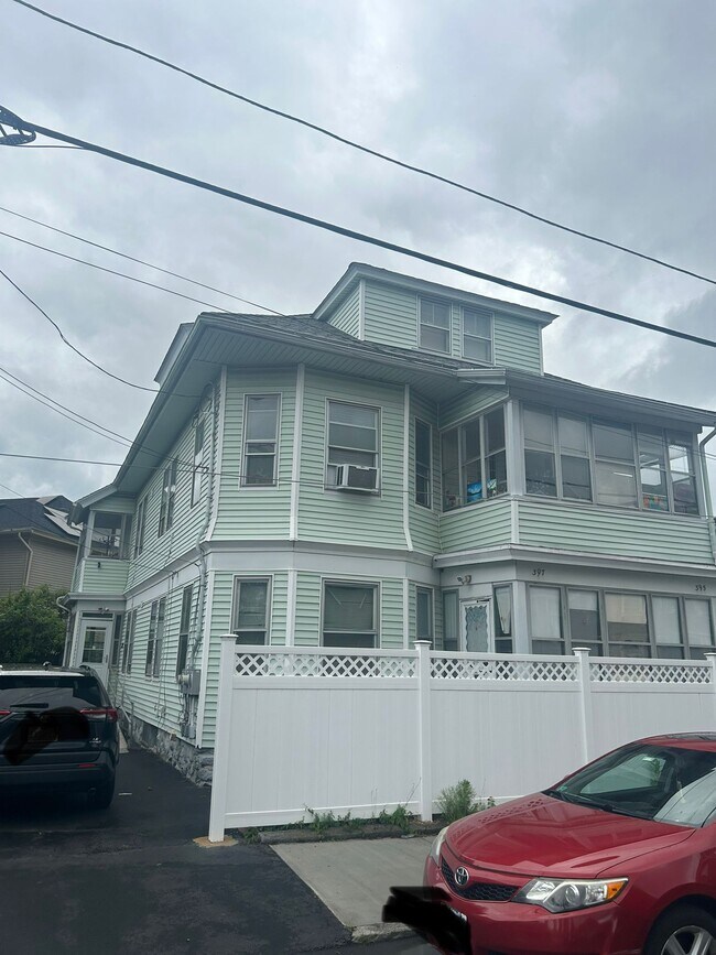 Photo - 397 Salem St Apartments Unit 397