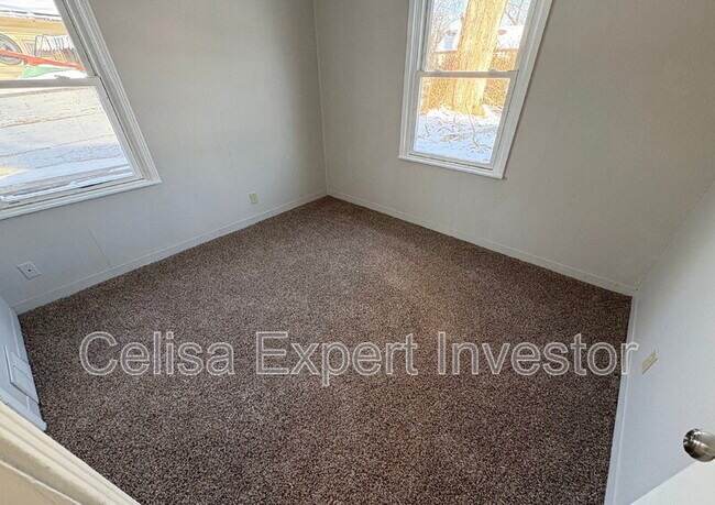 Photo - 4315 S Colonial Ave