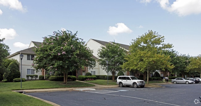 Photo - Governor's Pointe Apartments