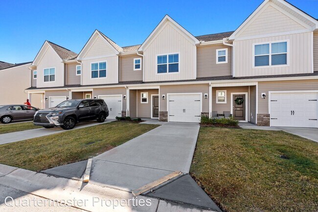 Photo - 3 br, 2.5 bath House - 29 Apricot Lane