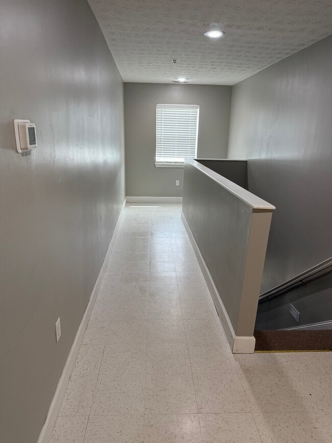 Photo - 165 Main St Unit 3