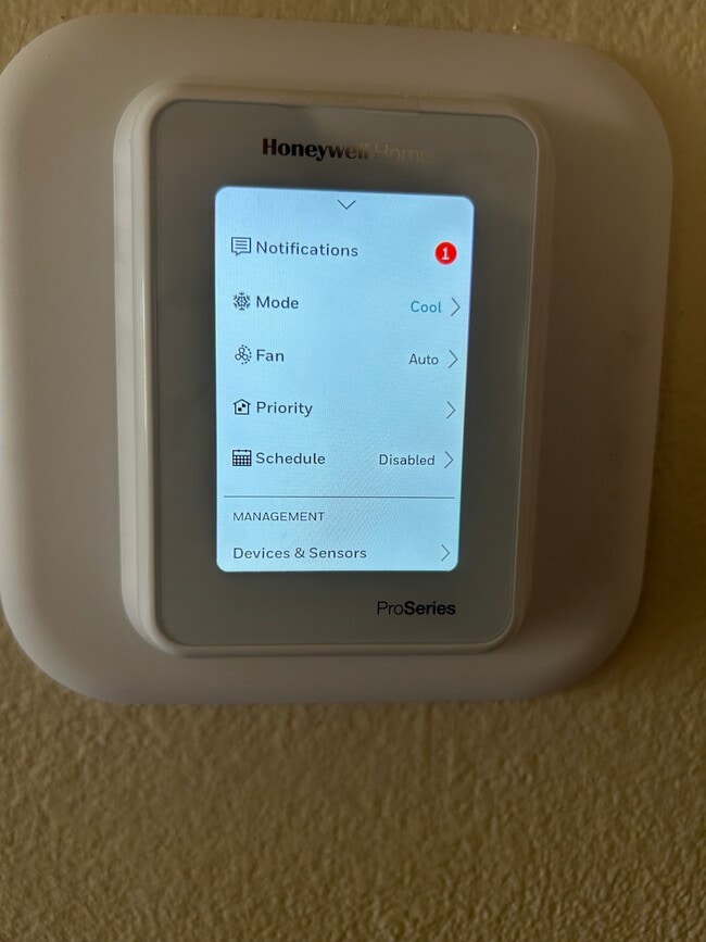 Photo - 876 Palmer Ave Unidad Ashley Vener