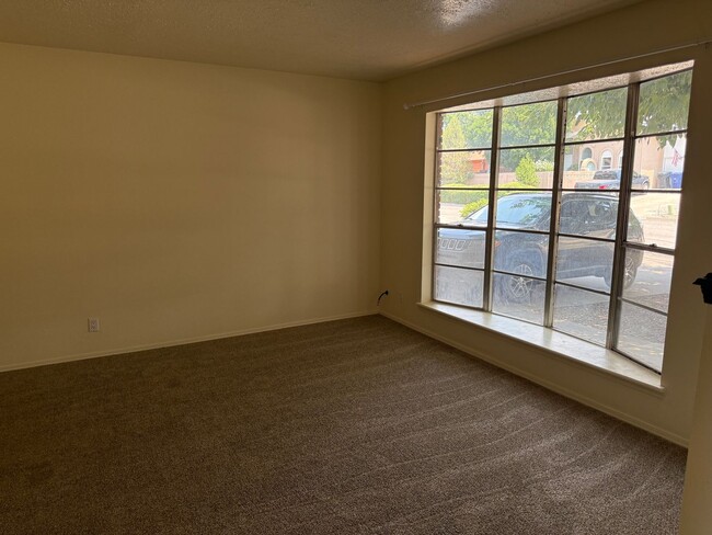 Photo - Great location. 4 Br, 1 3/4 Ba, 2 living areas, spacious yard.