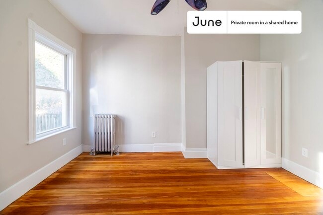 Photo - Room in Shared 5 bed/2 bath home Unit C