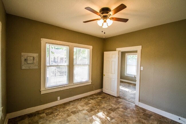 Photo - Amazing Home Near Downtown