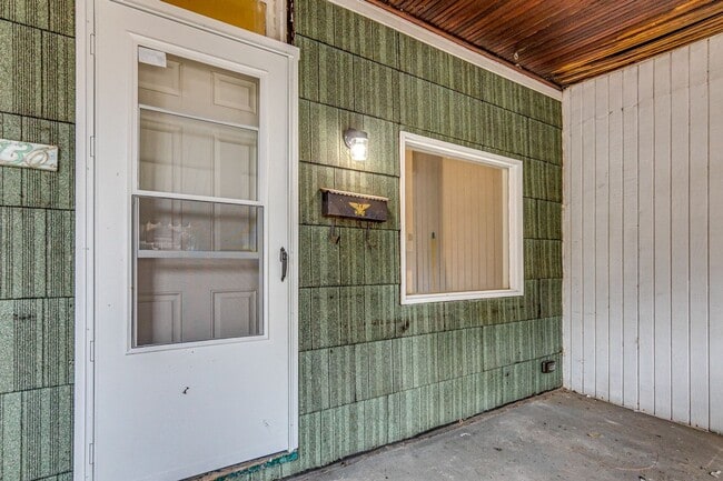 Photo - Remodeled 2 Bedroom, 1 Bathroom in Mt. Oliver- Newly Renovated!