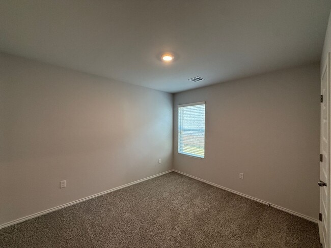 Photo - 9516 Gray Wolf Ln