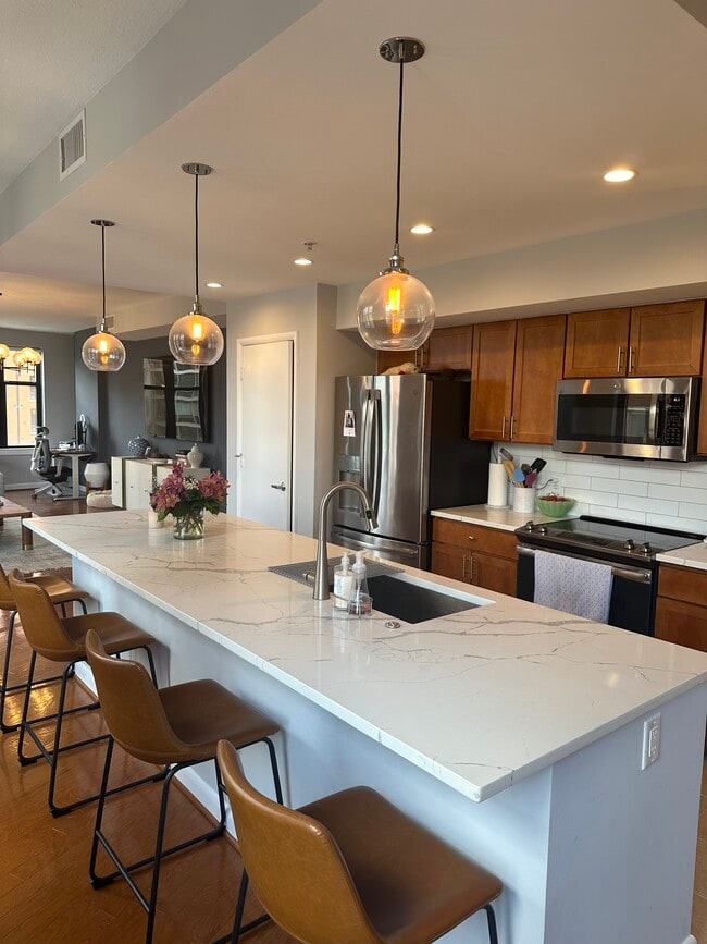 Building Photo - 400 Massachusetts Ave NW Unit #807