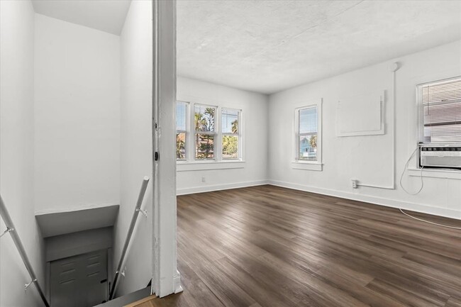 Photo - 604 Braddock Ave