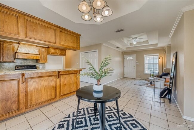 Photo - 12 W Sarah Evans St Unit 1