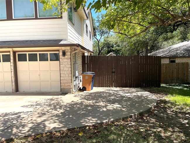 Photo - 10431 Scotland Well Dr