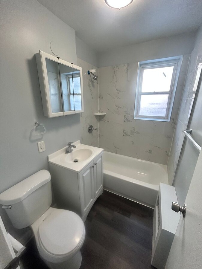 Photo - Nice one bedroom apt in quiet location eas...