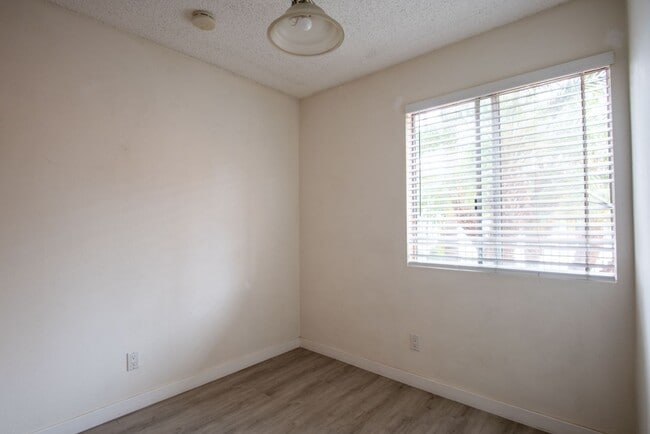 Photo - 3509-15 Herman Ave Unidad 3513