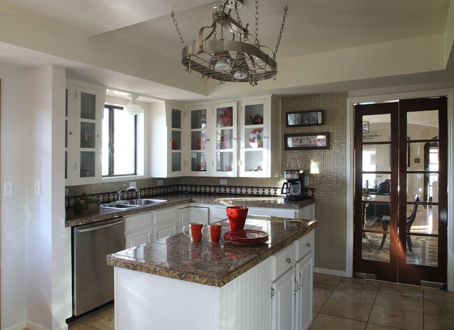 Photo - 1303 Chipeta Ave