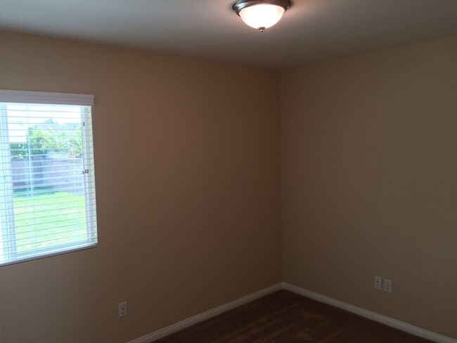 Photo - TWO BEDROOM LAKEWOOD HOME AVAILABLE FOR YOU--CALL US TODAY!