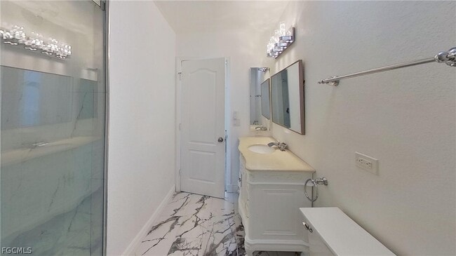 Photo - 546 SE 5th Ave