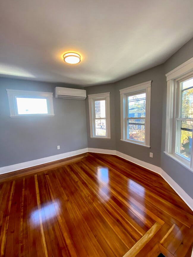 Photo - 11 Dudley St Unit 2
