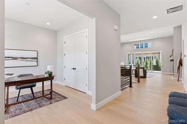 Photo - 1425 Burt Ave