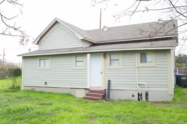 Photo - 721 S Pine St