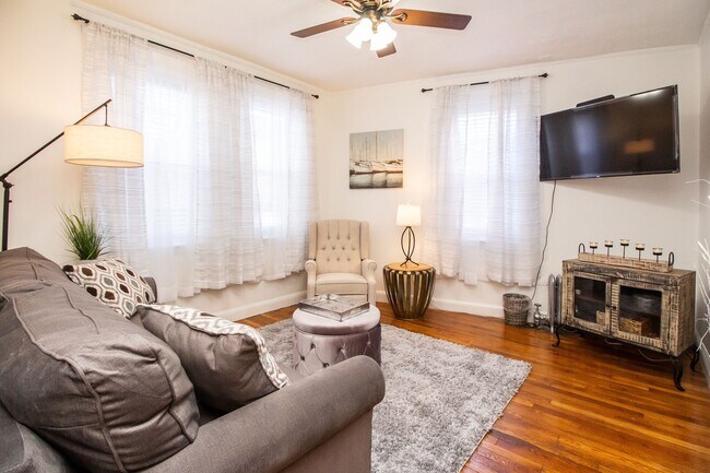 191 Kent St Unit 1