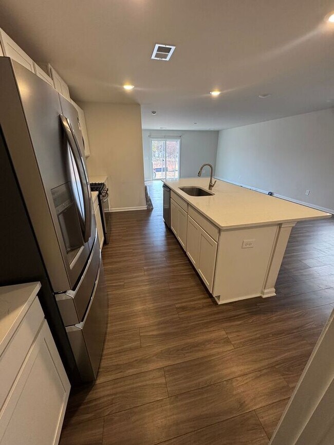 Photo - 5BR w/ Backyard & Driveway in Camden, SC