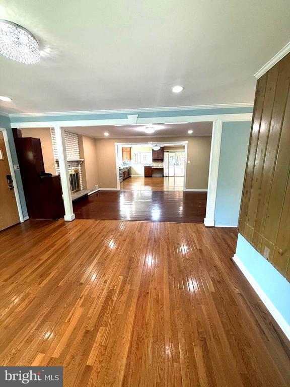 Photo - 816 Crothers Ln