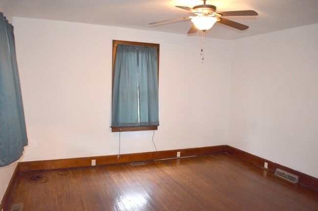 Photo - 3 Jacobs Ave Unit B