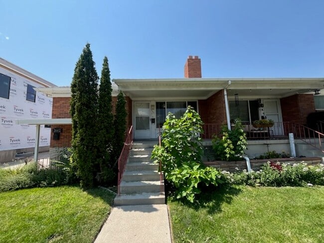 Building Photo - 2642-2642 S 800 E Unit 2638 B