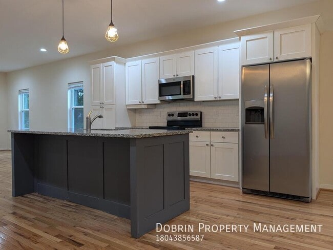 Photo - 1805 Lakeview Ave