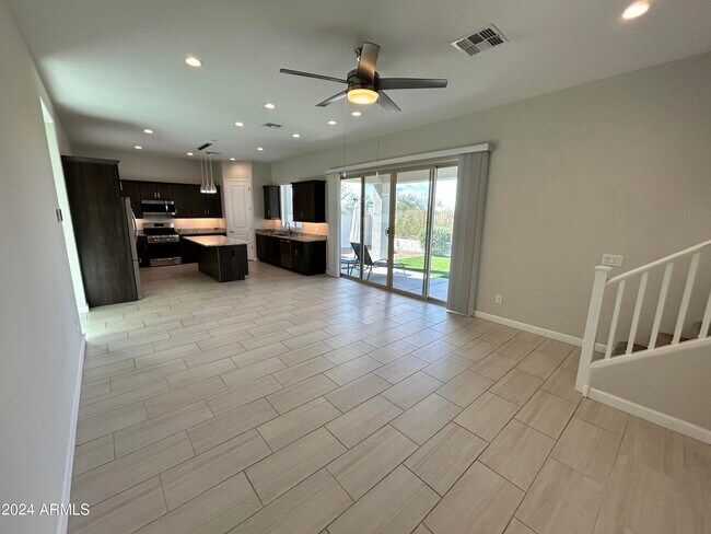 Photo - 18512 N 65th Pl