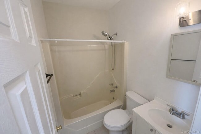 Photo - 39 Church St Unit #20