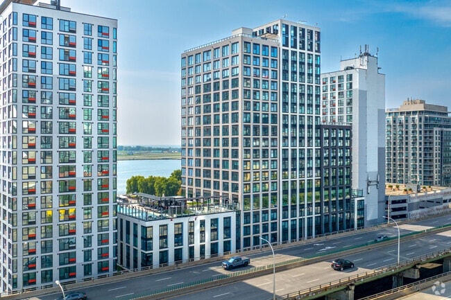 The Quay - Tower III