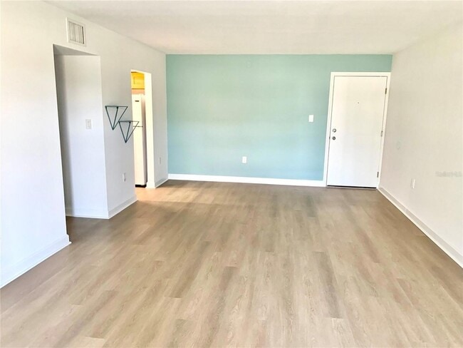 Photo - 21267 Gertrude Ave Unit 114