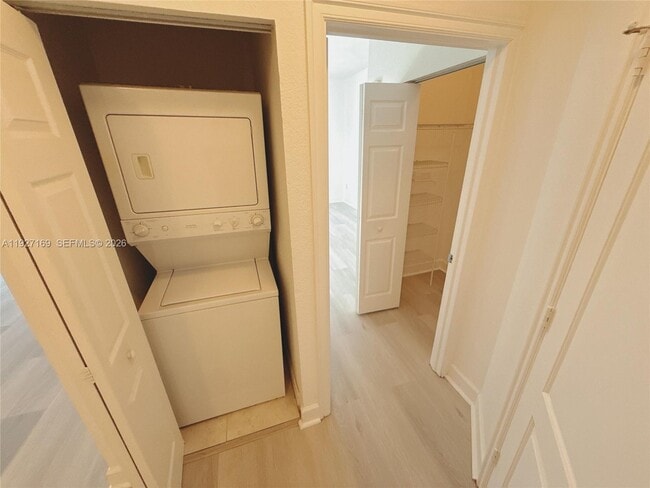 Photo - 1830 Radius Dr Unidad 1121