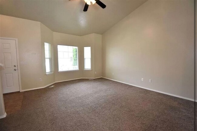 Photo - 3341 N Maplestone Ave