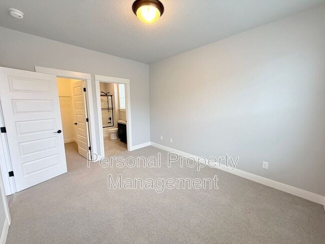 Photo - 5604 NE 133rd St