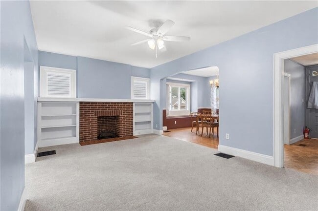 Photo - 307 Ambridge Ave
