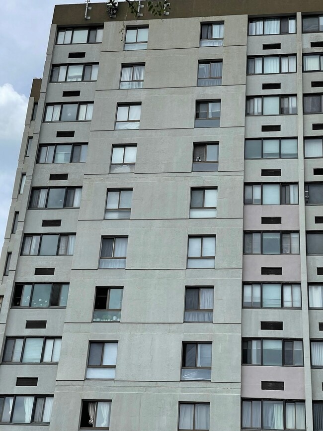 Photo - 60 Strawberry Hill Ave Unit 1006