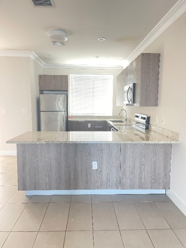 Photo - 515 NE 121st St