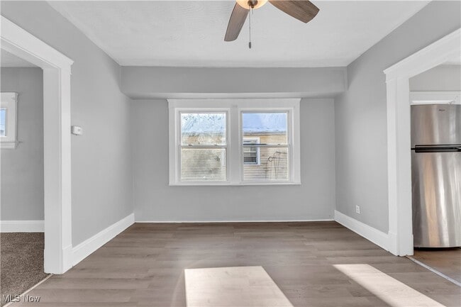 Building Photo - 2934 E 130th St Unit 2/UP Rental